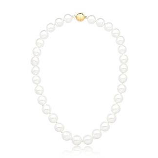 Collar con perlas de concha y cierre magnético