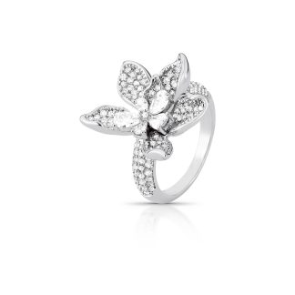 Anillo mediano con circonita en forma de gota y diseño floral en oro y rodio