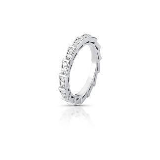 Anillo pequeño de circonita con detalle curvado en rodio